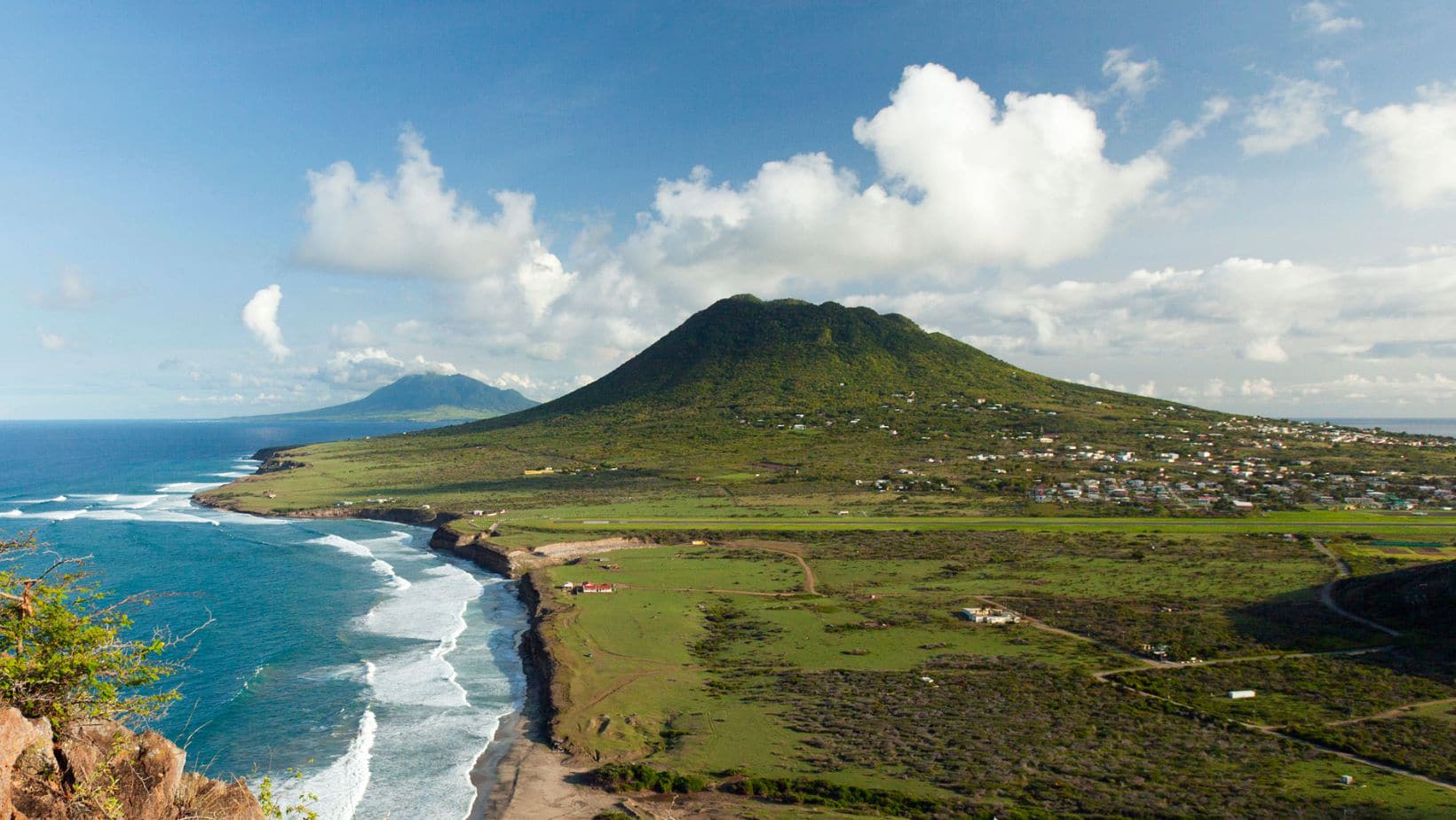Best Time to Visit Sint Eustatius: Month-by-Month Weather Guide
